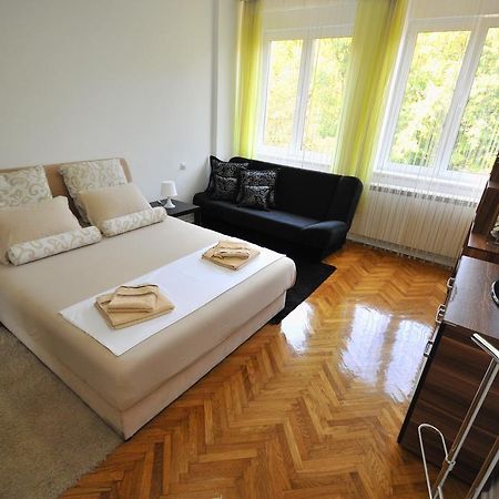 Apartman A32 Apartman Belgrád Kültér fotó