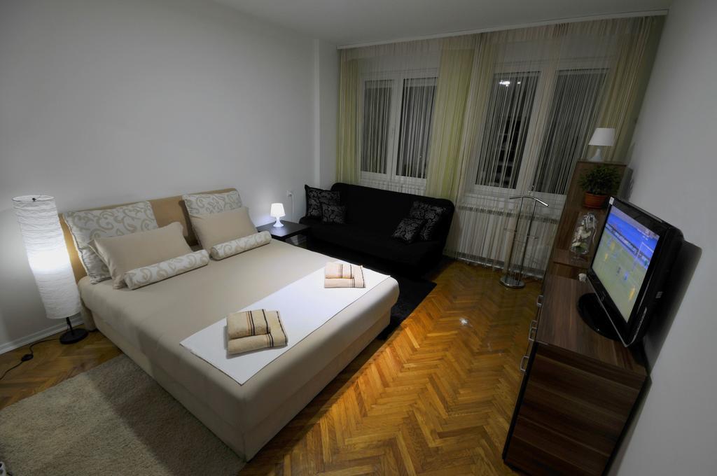 Apartman A32 Apartman Belgrád Kültér fotó